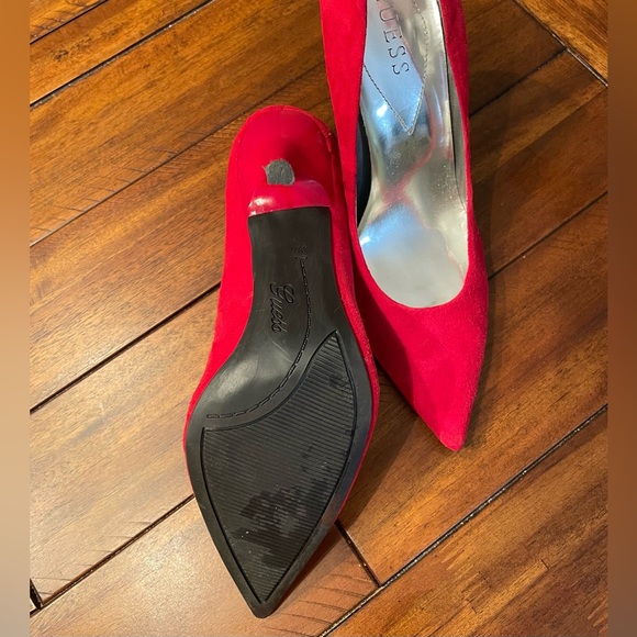 Guess Red Suede Pumps 3.5” Heels - Picture 7 of 16